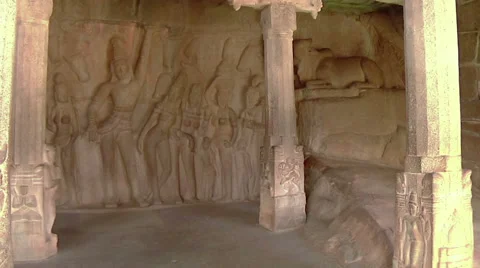 Pan MS of pillars in an ancient cave in Mamallapuram, India Stock Footage 59091943
