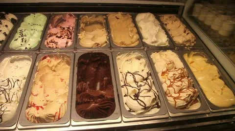 Pan over ice cream display Vídeos de archivo 11208868
