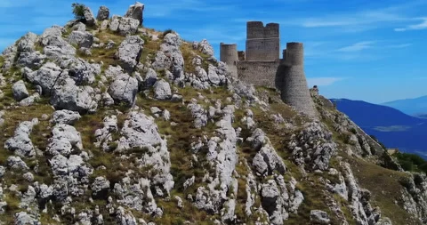 Pan of Rocca Calascio #3 스톡 동영상 156967329