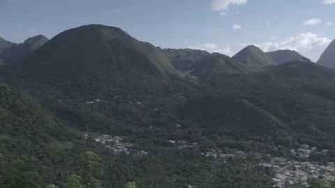 Pan of Soufriere and Pitons 스톡 동영상 84271119