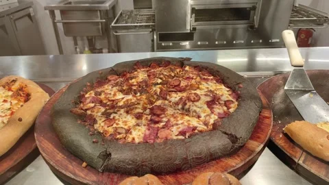 A pan of spicy beef pizza Stock Footage 260538657