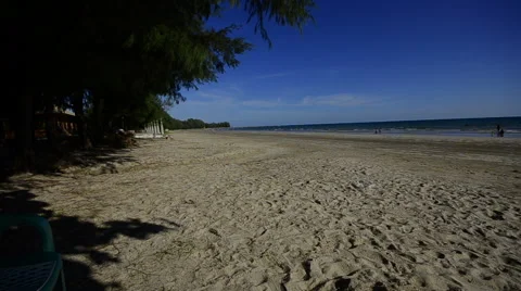 Pan view of sea beach with sunset Video stock 40387400