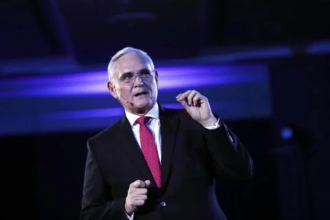 Panama Canal income could decrease in 60 million dollars due to the US and China Stock Photos