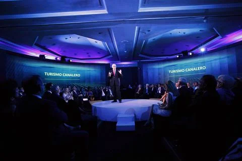 Panama Canal income could decrease in 60 million dollars due to the US and China Stock Photos