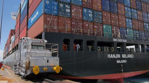 Panama canal ship away Stock Footage 32161083
