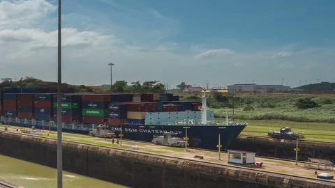 Panama canal time lapse ship enters pan Stock Footage 72115536
