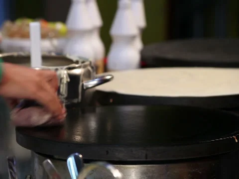 Pancake cooking Video stock 37685711