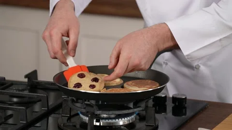Pancake making Stock Footage 183519767