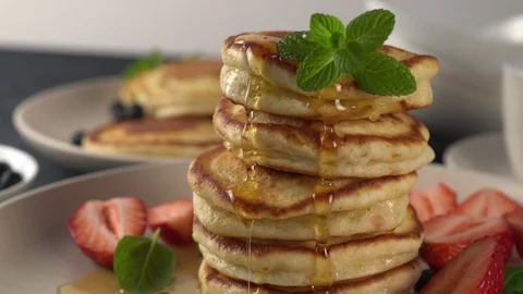 Pancake mint cirope 3.1 Stock Footage 125932643