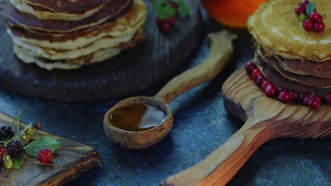 Pancakes with syrup and berries Stock Footage