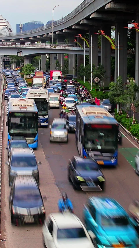 Pancoran Traffic 1 (Potrait) 19 Mei 2026 Stock Footage 335205248