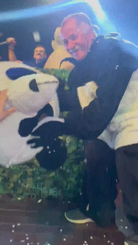 Panda Party Plot Twist, Rio de Janeiro, Rio de Janeiro, Brazil - 23 Sep 2023 Vídeos de archivo 251566849