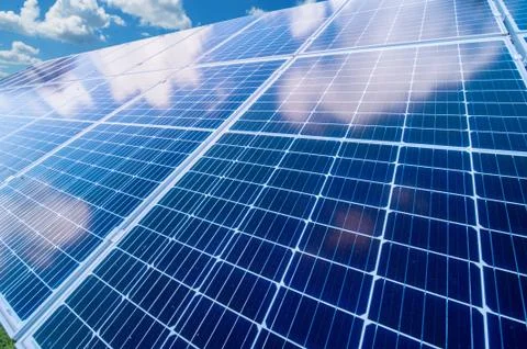 The panel solar, with reflection of clouds and the sky 스톡 사진