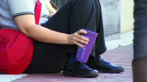 Panhandler on City Street 스톡 동영상 305857