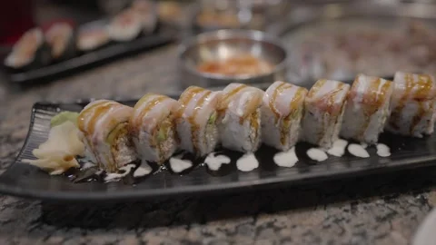 Panning baked sushi roll Stock Footage 305791901