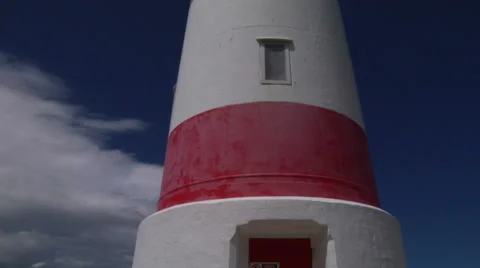 Panning up Cape Palliser lighthouse Stock-Footage 33545890