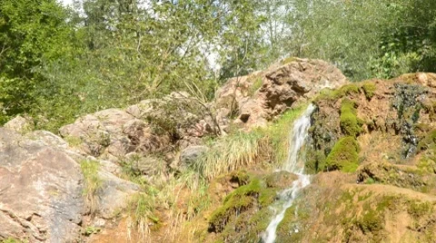 Panning down small waterfall Video stock 8623221