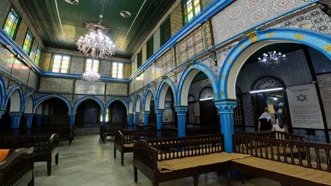 Panning of el ghriba synagogue interior. slow motion 動画素材 278925418