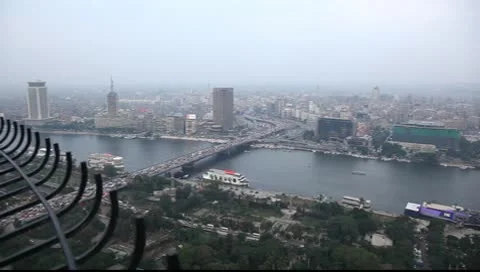 Panning (handheld) view on the Cairo Vídeos de archivo 9999002