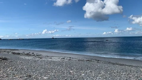 Panning Ocean Beach in Rhode Island Video stock 115919905