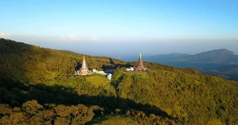 Panning right around Doi Inthanon buddhism temple on top of Thailand, Stock Footage 108469375
