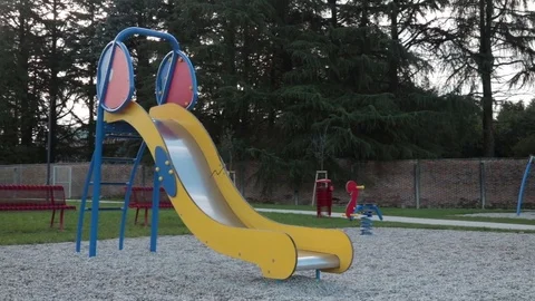 Panning shot of empty playground 库存影片 83504635