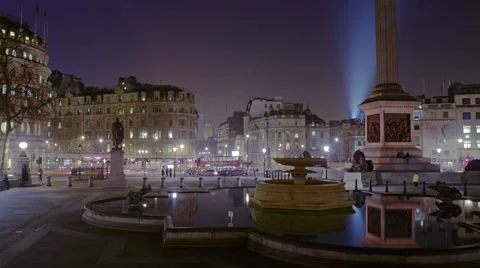 Panning, time-lapse of Trafalgar Square / Charring Cross 動画素材 40729387