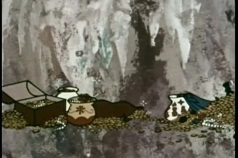 Panning treasure in a cave 스톡 동영상 11345386