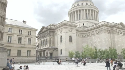 Panning vertical view of The Pantheon Building, Paris, France, Video Stock-Footage 280267155