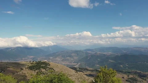 Panning view of Apennines mountain range at Rocca Calascio, Italy Video stock 278963269