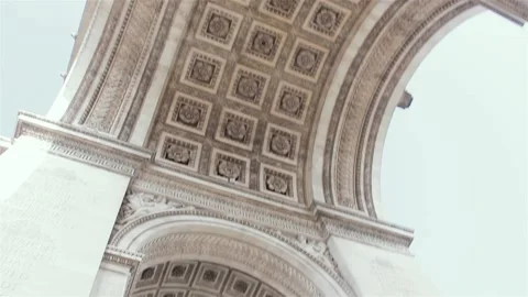 Panning View Inside the Arc de Triomphe, Arched Ceiling and Pillars, Paris  스톡 동영상 100050813