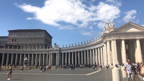 Panning view of the Saint Peter Square, Vatican Stock Footage 116810379