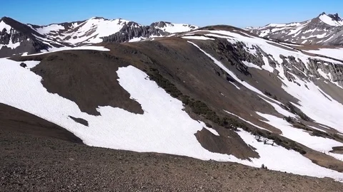 Panning view of Sonora Pass with plenty of snow Stockbeeldmateriaal 121503551