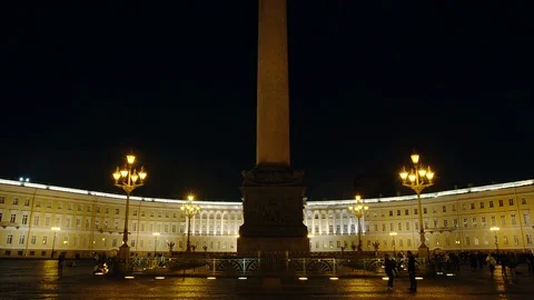 Panorama of Alexander column on the Palace Square in the night Видео 85878659