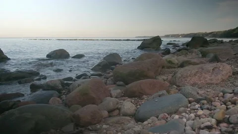 Panorama of the Baltic coast in the evening. Vídeos de archivo 142197321