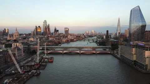 Panorama of Central London river thames. Stock Footage