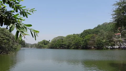 Panorama daylight view of the beautiful Kandy Lake in Kandy, Sri Lanka Stock Footage 291331222