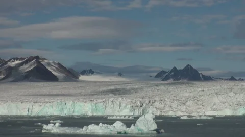 Panorama glacier on border with ocean. Arctic. Stock-Footage 62835591