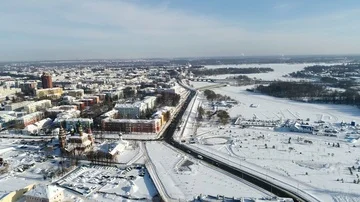 Panorama from the height to the central part of the city of Yaroslavl. Russia. 스톡 동영상 85801855