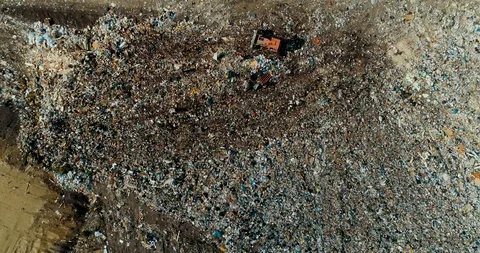 Panorama of a huge garbage dump. Seagulls circling over the garbage. Stored Vídeos de archivo 114471427