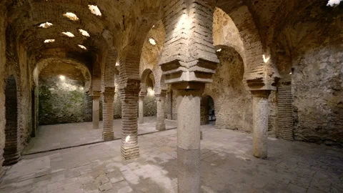Panorama of the interior of the arabic baths in Ronda, Spain. 库存影片 102888159