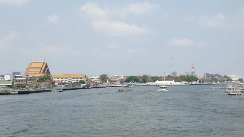 Panorama landscape view of chaopraya river with river water boat transporta.. Video stock 258750608