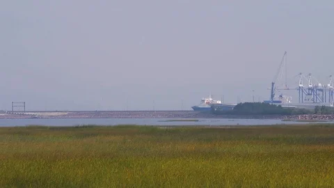 Panorama to the left on the dam with car traffic Stock Footage 123430783