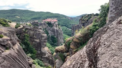 Panorama of Meteora Monasteries, Thessaly, Greece Vidéo 335073719