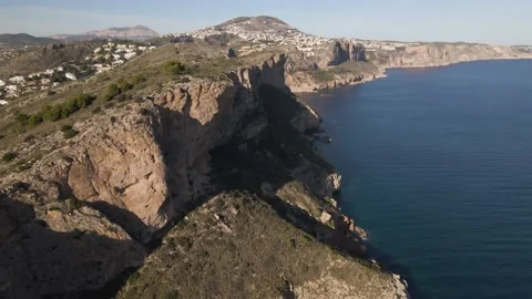 Panorama of a mountain ledge on the seacoast 库存影片 239852076
