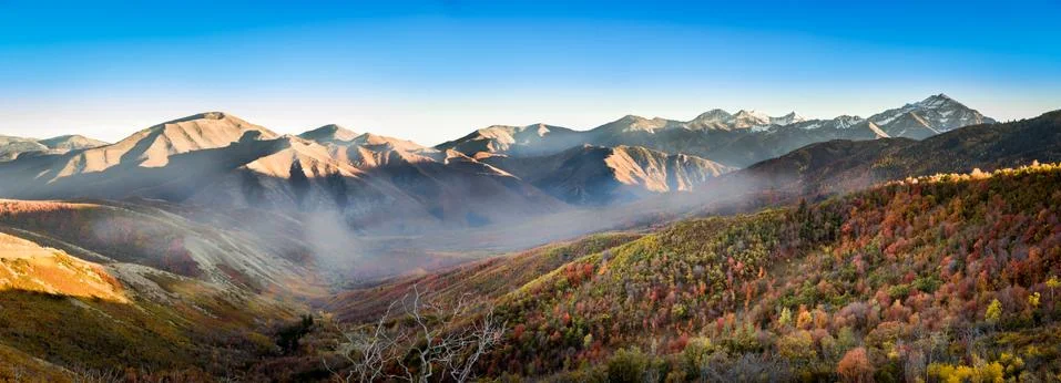Panorama of Mountain Range in the Fall Foto stock