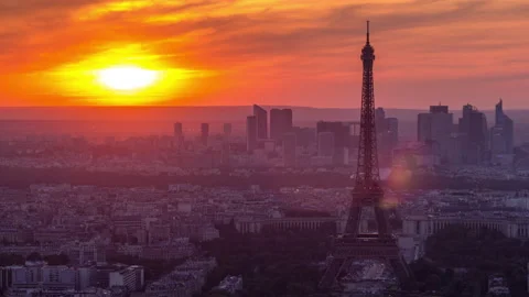 Panorama of Paris at sunset timelapse. Eiffel tower view from montparnasse Stock Footage 236948710