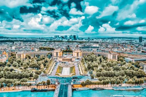 Panorama of Paris view from the Eiffel tower. View of the Trocadero Palace. Fotos Stock