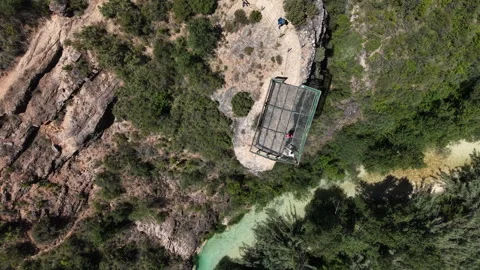 Panorama platform in the mountains of Aragon, Spain. Top down vertigo shot. 스톡 동영상 343243347