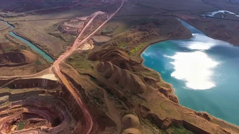 Panorama of the quarry. Artificial lake. Sunset. Horizon. Development of 库存影片 74380408